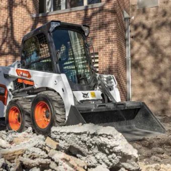 Iznajmljivanje Bobcat S450 mini utovarivač, iznajmljivanje mini bagera i mini utovarivača, LEDsecurity Lazarevac