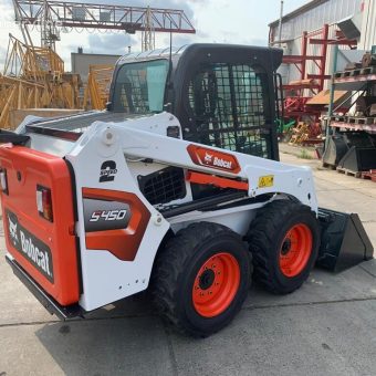 Iznajmljivanje Bobcat S450 mini utovarivač, iznajmljivanje mini bagera i mini utovarivača, LEDsecurity Lazarevac