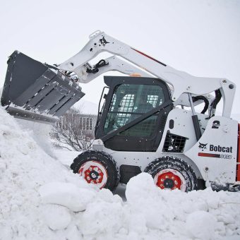Iznajmljivanje Bobcat S450 mini utovarivač, iznajmljivanje mini bagera i mini utovarivača, LEDsecurity Lazarevac
